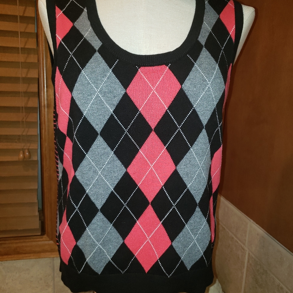 Tommy Hilfiger argyle vest